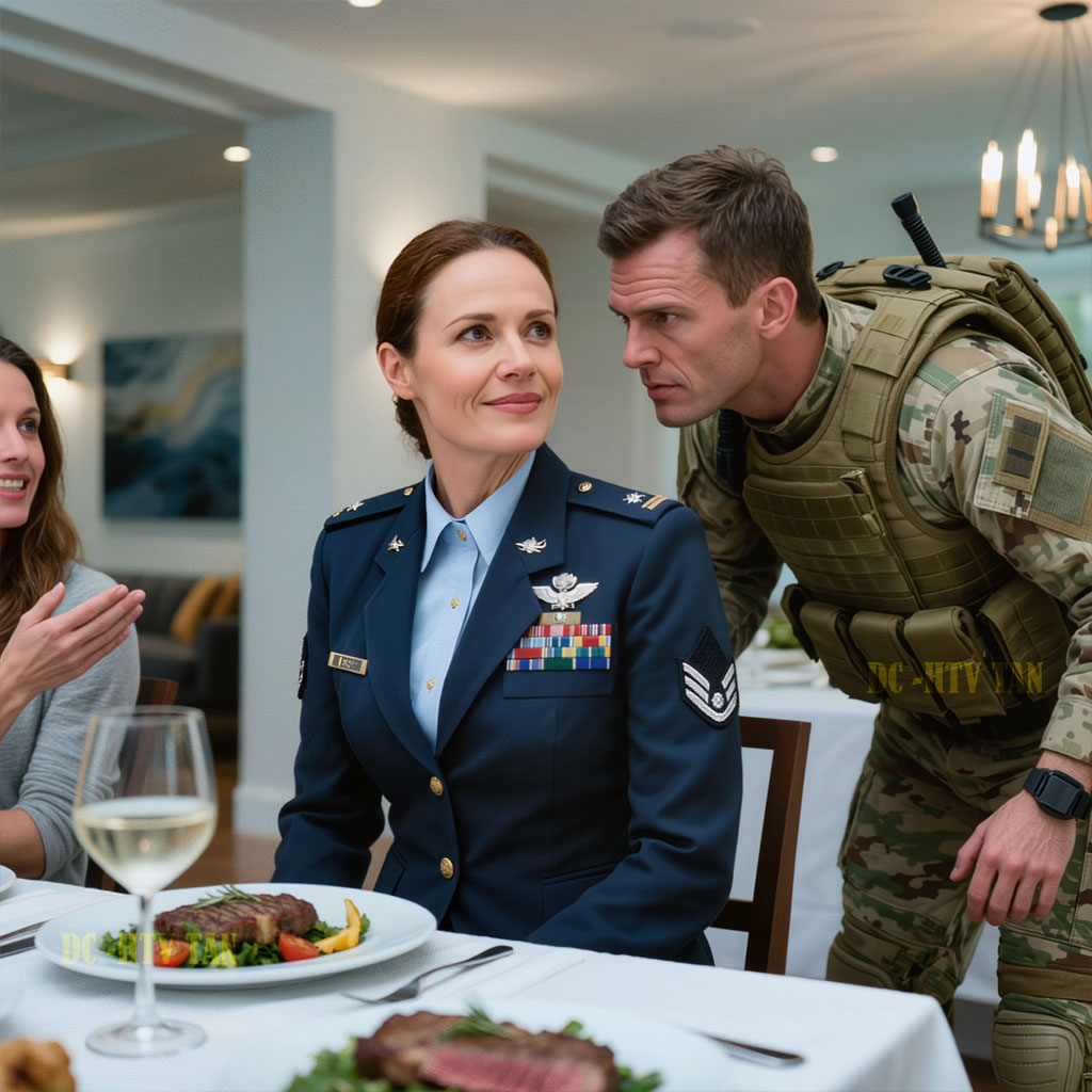 Pendant des années, ma famille m’a considérée comme la simple employée de bureau ennuyeuse, tandis que ma sœur baignait dans la gloire — jusqu’à ce que son fiancé « héros » reconnaisse l’insigne de Ghost Cell sur ma poitrine et que toute la table comprenne qui tirait réellement les ficelles.