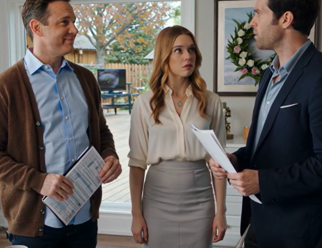 Jag dök upp till familjemiddag med min dotter, och min mamma gjorde det tydligt att vi inte var en del av kvällen hon hade i åtanke. Min lilla flicka tittade upp på mig och frågade tyst om vi borde gå. Jag tog hennes hand, och vi gick utan ett ord. Två timmar senare fick min mamma veta att att stänga ute oss var det dyraste misstag hon gjort på åratal.