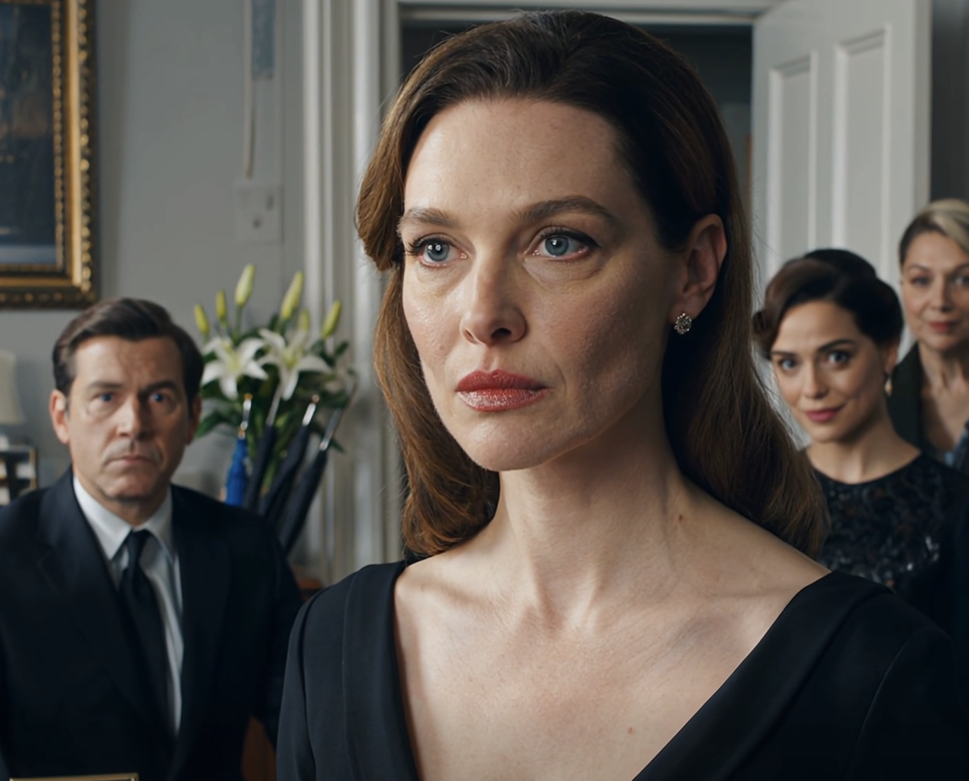 Mon fils n’est pas venu aux funérailles de son père – il a préféré aller à une fête – et plus tard, il est entré dans la salle de lecture du testament, persuadé que les immeubles locatifs que ma femme et moi avions construits lui appartenaient déjà, tandis que sa femme faisait une petite remarque qui a glacé l’atmosphère ; mais lorsque l’avocat s’est raclé la gorge et a lu la dernière phrase, la confiance sur leurs visages a disparu.