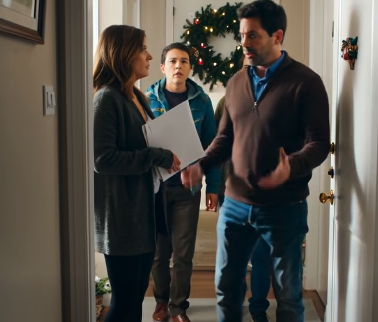 Mes parents ont dit que ma sœur « méritait » la maison ; ils lui ont donc tout légué, puis m’ont envoyé un SMS pour que je prenne en charge le prêt immobilier. J’ai répondu : « Demandez au propriétaire. » Deux jours plus tard, ils m’ont appelé en pleurant. Je n’ai pas répondu.