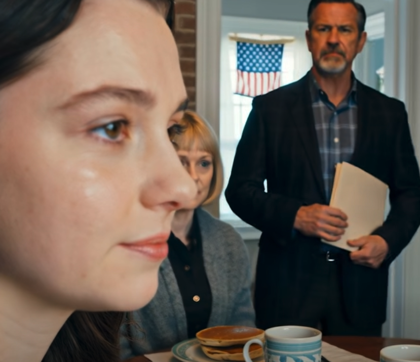 Le matin de Noël, papa« Tu devrais prendre du recul pour l’instant », a-t-elle dit. Maman a ajouté : « S’il te plaît, ne te compare pas à ta sœur. » J’ai souri : « Alors tu pourras payer tes propres factures. » Le lendemain, il a demandé une évaluation formelle, et l’évaluateur a prononcé quatre mots.