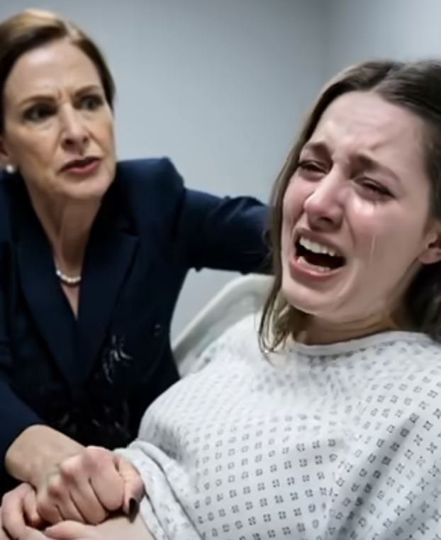 Mes doigts ont glissé. L’assiette en porcelaine de sa mère s’est brisée sur le carrelage de la salle à manger – un craquement net qui a glacé la pièce. La chaise de mon mari a grincé. « Idiote », a-t-il sifflé, assez fort pour faire sursauter tout le monde. « S’il te plaît… Je suis enceinte de cinq mois… » Je n’ai pas pu finir ma phrase. Le premier choc m’a coupé le souffle, le suivant m’a fait perdre l’équilibre. Je me souviens de mes mains sur mon ventre, suppliant : « Reste avec moi, mon amour… » Je me suis réveillée aux urgences, du sang sur les draps, la gorge irritée à force de prier. Puis elle s’est penchée vers moi, son parfum doux comme du poison. « Si on te demande… » a-t-elle murmuré en souriant, « …tu es tombée. » Et c’est là que j’ai compris que ce n’était pas l’assiette qui s’était cassée.