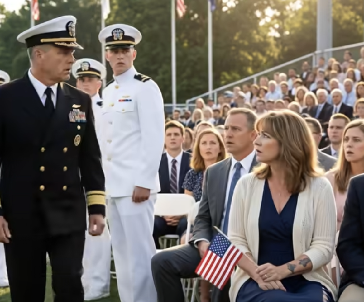 Elle était venue assister à l’entrée de son fils dans la Navy SEAL, jusqu’à ce qu’un commandant reconnaisse son tatouage et l’appelle « Doc ».