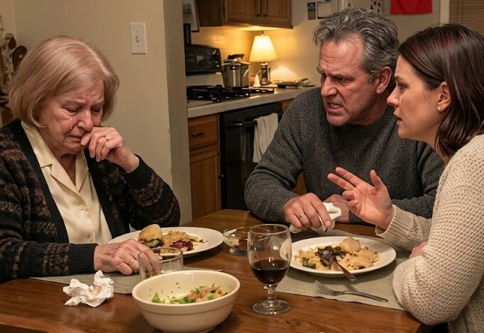 儿子在晚餐时请求年迈的母亲搬出去——妻子平静地说：“你让这个家花太多钱了，”但两周后，当她悄悄用现金买下梦想中的房子，默默离开时，他们的沉默说明了一切