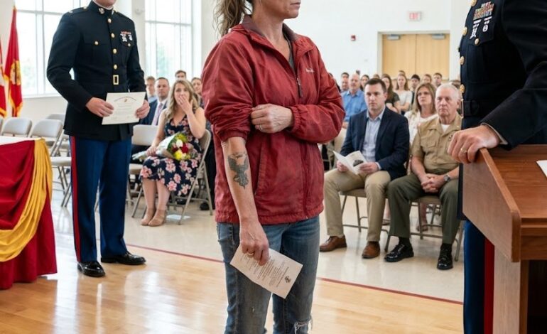 Als Ihr Tattoo Sichtbar Wurde, Verstummte Der Saal In Quantico-habe