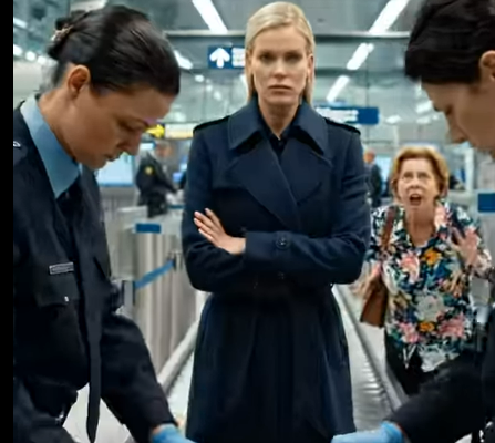 Ich hätte wissen müssen, dass etwas nicht stimmte, als meine Schwiegermutter mich zu lange umarmte – was bei der Sicherheitskontrolle am Flughafen geschah, enthüllte alles, was sie zu verbergen versuchte …